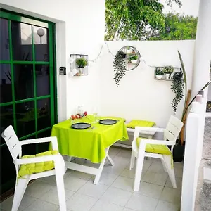 Sunny Corner , Puerto del Carmen (Lanzarote) España